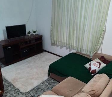Praia de Leste Apartment | Amplo apartamento próximo ao mar, Praia de Leste