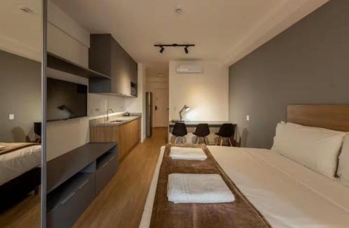 Vila Nova Conceicao Apartment | Amplo Studio com Varanda ao Lado do Ibirapuera
