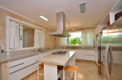 Mambucaba Villa | Ang046 - Beautiful beachfront mansion in Angra dos Reis