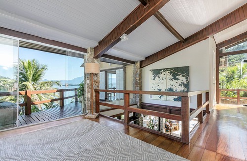 Ponta do Sape House | Ang056 - Magnificent house on the sand with private beach