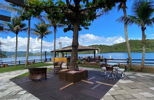 Itanema Villa | Ang062 - Beautiful beachfront house in an Angra dos Reis condominium
