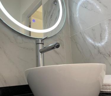 Colon Apartment | Anna Apart Boutique