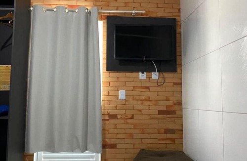 Presidente Medici Apartment | Apê com acesso direto pela rua e recepção 24h.