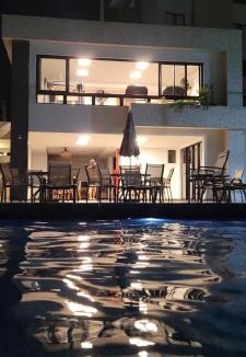 Ilheus Apartment | Apê em condomínio, com piscina, ar condicionado, na melhor localização de Ilhéus!