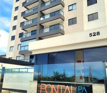 Ilheus Apartment | Apê em condomínio, com piscina, ar condicionado, na melhor localização de Ilhéus!
