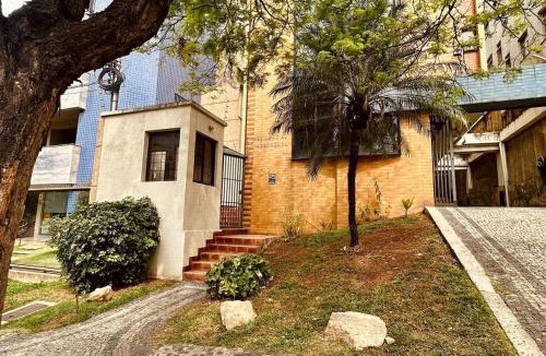 Mangabeiras Apartment | Apê Letícia I Ar condicionado, wifi e garagem na Zona Sul de BH