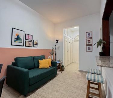 Leblon Apartment | Apê moderno e confortável - self check-in - Leblon