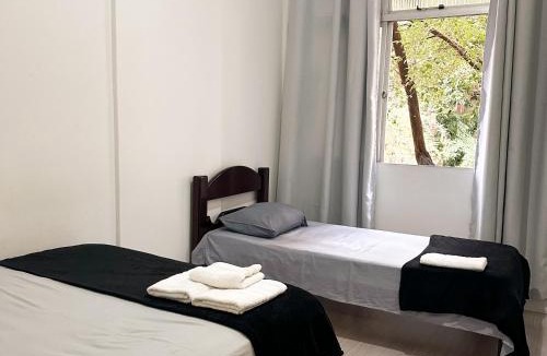 Barro Preto Apartment | Apê Nova York I Raul Soares Centro Mercado Central