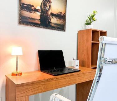 Centro Apartment | APË GOLD NO CENTRO DA CIDADE COM AR E CAMA KINg