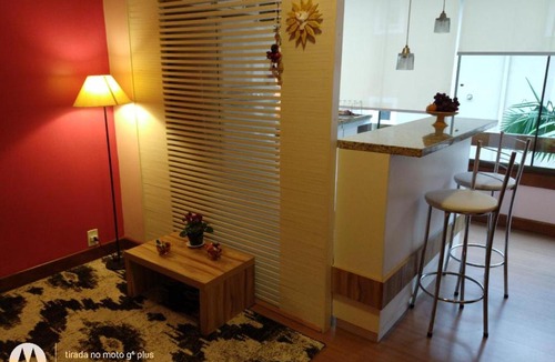 Gramado Apartment | Ap da Sandra - Centro de Gramado com WiFi, Ar e Garagem