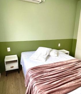 Santo Angelo Apartment | Ap de 2 quartos com AR, wifi e garagem - Bairro tranquilo