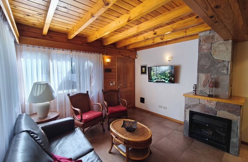 Lanin National Park Cabin | Apart hotel 2 blocks from Lacar Lake