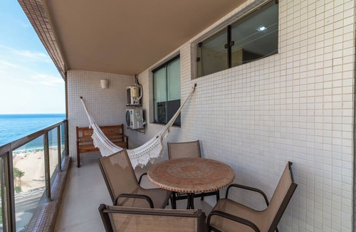Copacabana Apartment | Apartamento Moderno com Serviços e Vista mar