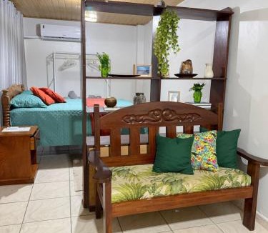 Alvorada Apartment | Apart estilo amazônico e luz natural