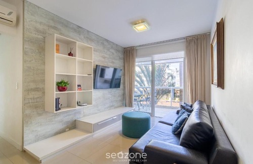 Jurere Apartment | Apart w/barbecue in condominium with pool BRI0102