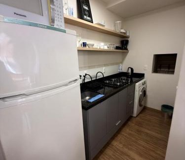 Centro Apartment | Apartamento 1 quarto, com garagem no centro próximo Hospital de Caridade
