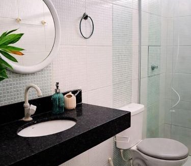 Val-de-Caes Apartment | Apartamento 2 Quartos Prox Aeroporto Estádio com Ar WiFi Garagem