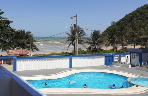 Piuma Apartment | Apartamento 204 com vista da piscina e mar