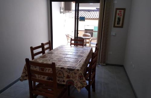 Praia Grande Apartment | Apartamento a 100 m da Praia Grande Ubatuba