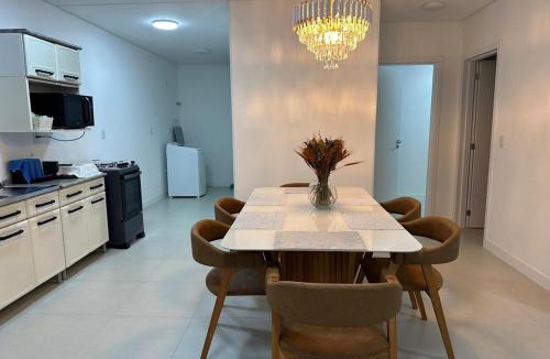 Ingleses Norte Apartment | Apartamento a 300 metros da Praia Ingleses Norte