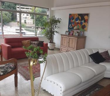 Tijuca House | Apartamento amplo,arejado compartilhado