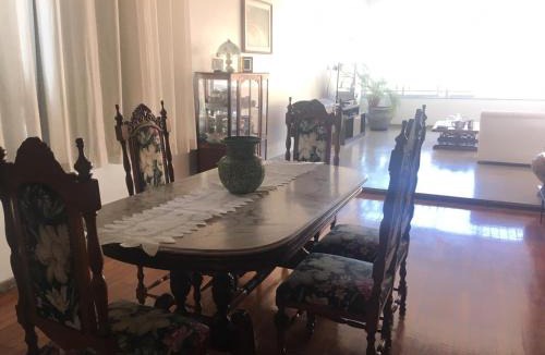 Tijuca House | Apartamento amplo,arejado compartilhado