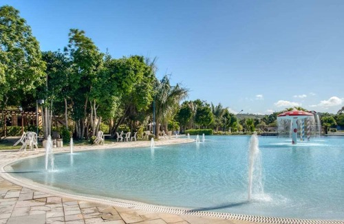 Barra de Sao Miguel Apartment | Apartamento espaçoso em condomínio com piscina