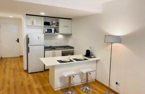 Buenos Aires Central Business District Apartment | Apartamento Céntrico y Moderno con Balcon, Piscina, Gimnasio y Laundry