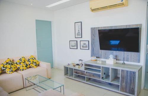 Cremacao Apartment | Apartamento c Varanda Ar Piscina Sauna e Hidro
