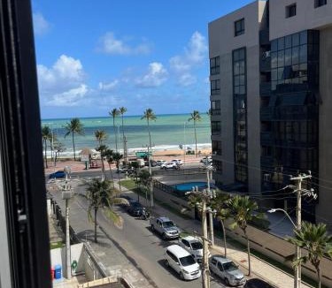 Jatiuca Apartment | Apartamento calmo e aconchegante - 80 metros da praia de Maceió, Alagoas