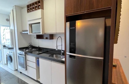 Nacoes Apartment | Apartamento com 2 vagas de garagem, próximo a roda gigante