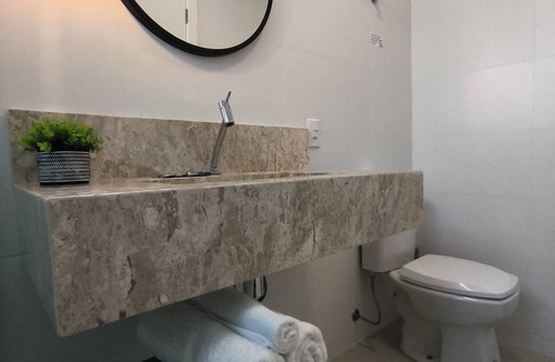Centro Apartment | Apartamento com 2 Dormitórios no Centro de Bombinhas - Refúgio Praiano