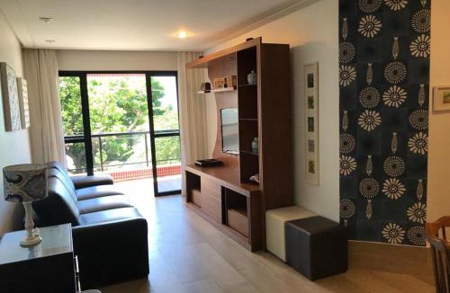 Enseada Azul Apartment | Apartamento com área externa na Bacutia - uma quadra do mar