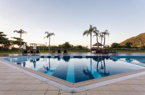 Lagoinha Apartment | Apartamento com 4 suítes pé na areia