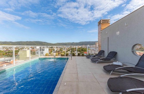 Ze Amandio Apartment | Apartamento com piscina e vista para montanha