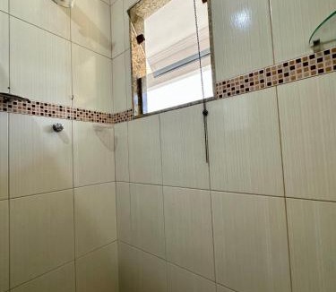 Rio das Ostras Apartment | Apartamento com varanda a 300m da Praia do Abricó