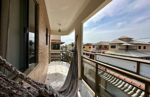 Rio das Ostras Apartment | Apartamento com varanda a 300m da Praia do Abricó