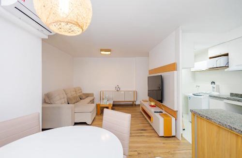 Matriz Apartment | Apartamento Com Vaga e 2 Quartos - HUB2102A