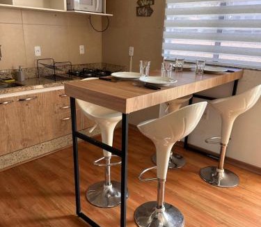 Passo Manso Apartment | Apartamento Completo 2 Quartos com AC em Blumenau à 10min Vila Germânica, Tv a cabo e Premiere, ideal para família, Fácil acesso para Pomerode