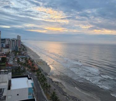 Balneario Umurama Apartment | Apartamento Completo - Localização Privilegiada