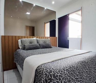 Divino Espirito Santo Apartment | Apartamento de 4QTS a 1200m da Praia de Itapuã