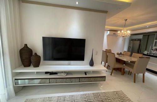 Praia do Morro Apartment | Apartamento de luxo 3 quartos na Praia do Morro com vista lateral para o mar