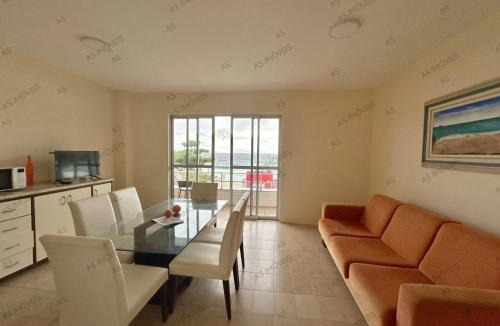 Ingleses Sul Apartment | Apartamento dois quartos frente à praia
