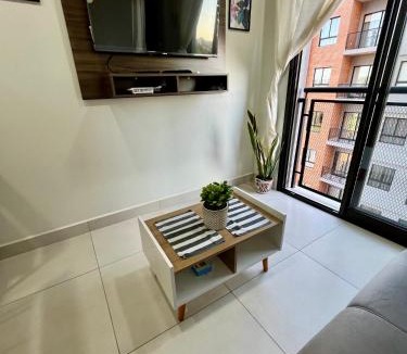 Luque Apartment | Apartamento en edificio nuevo con wifi y piscina