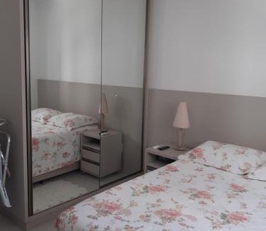 Ingleses Norte Apartment | Apartamento Encantador 250 metros do mar!