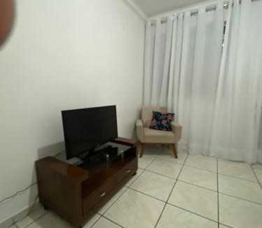 Veneza Apartment | Apartamento inteiro 02 quartos, no térreo - hospeda confortavelmente até 6 pessoas - Ipatinga -MG
