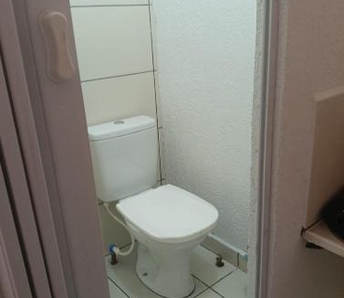 Furnas Apartment | Apartamento Kitnet 6 no Tremembé Quarto Banheiro Cozinha compacta