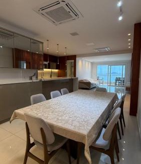 Ingleses Sul Apartment | Apartamento lujoso con vistas únicas