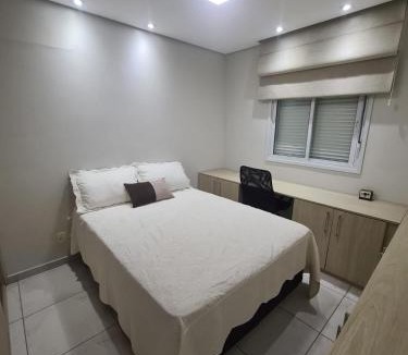 Boqueirao Apartment | Apartamento Moderno 1 Quarto em Santos, Próximo à Praia e Comércio