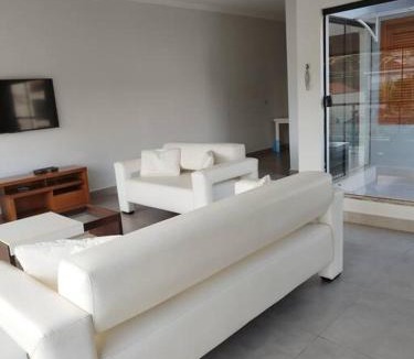 Aguas de Sao Pedro Apartment | Apartamento no centro da cidade - Próximo ao Thermas de São Pedro- 3 suítes